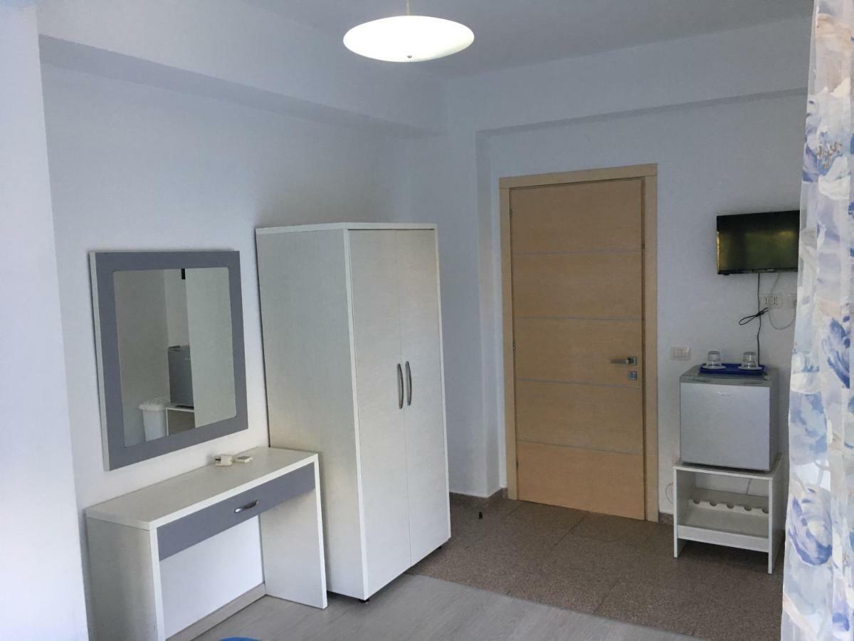 Hotel Stolis Himara Kültér fotó